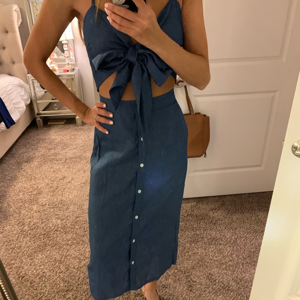 Pretty Little Thing Summer Midi Dress